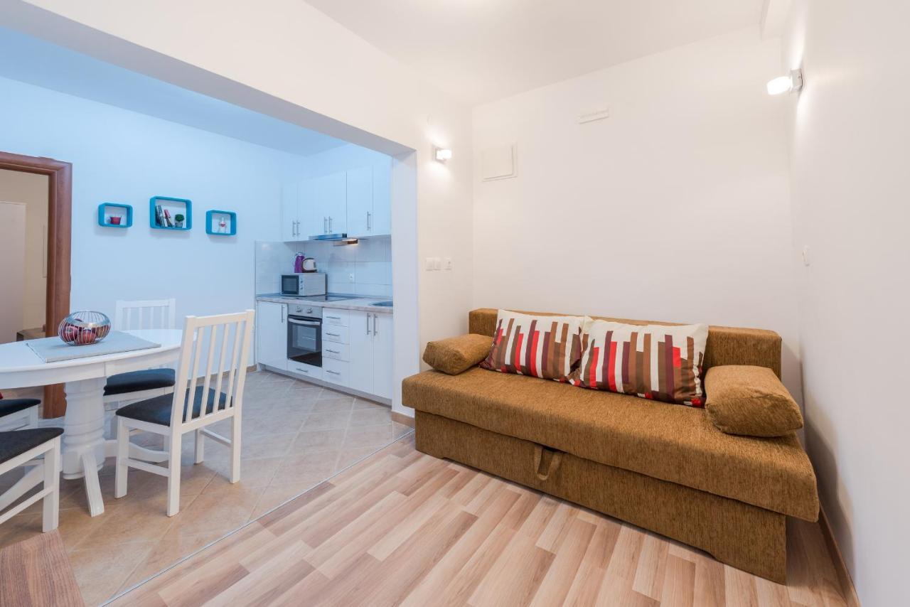 Ivy'S Cozy Corner Apartment Дубровник Екстериор снимка