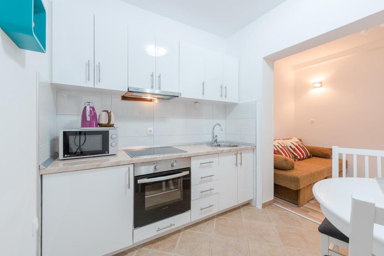 Ivy'S Cozy Corner Apartment Дубровник Екстериор снимка