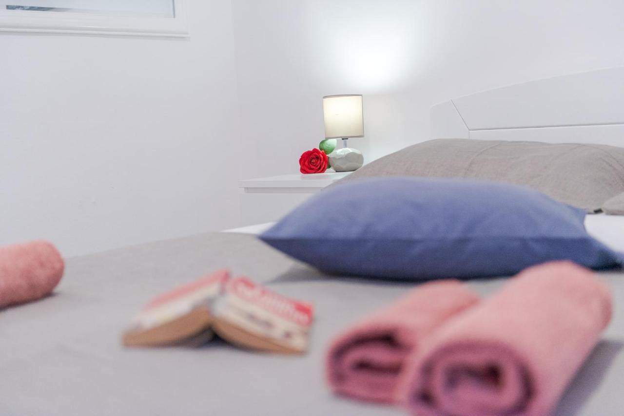 Ivy'S Cozy Corner Apartment Дубровник Екстериор снимка