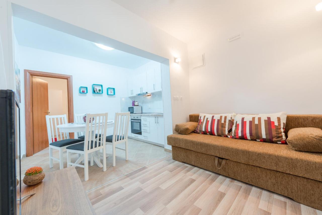Ivy'S Cozy Corner Apartment Дубровник Екстериор снимка